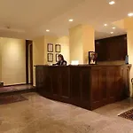 イザベッラ 3*