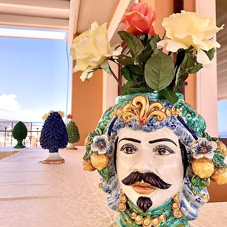 فندق Isabella 3*