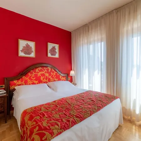 فندق Isabella 3*