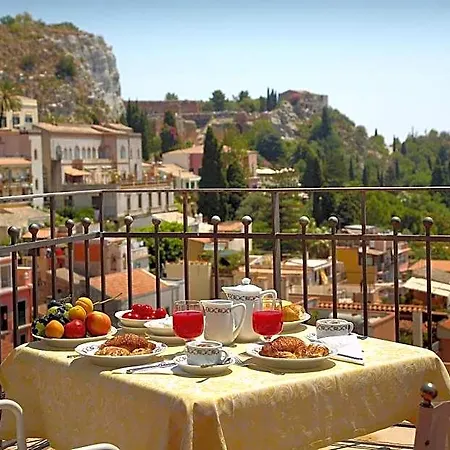 Hotel Isabella 3*