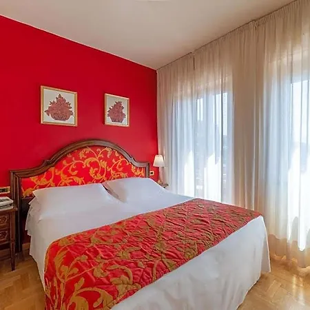 Hotel Isabella 3*