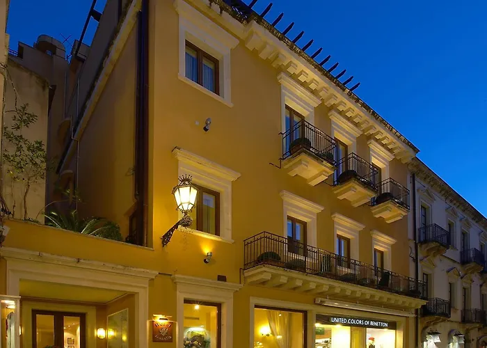 Isabella 3* Taormina