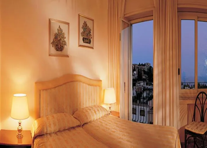 Isabella 3* Taormina