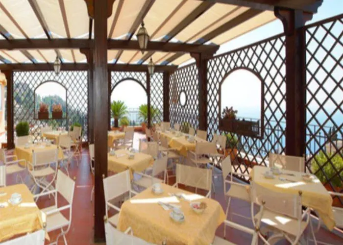 イザベッラ ホテル タオルミーナ