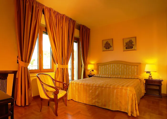 ホテル イザベッラ タオルミーナ