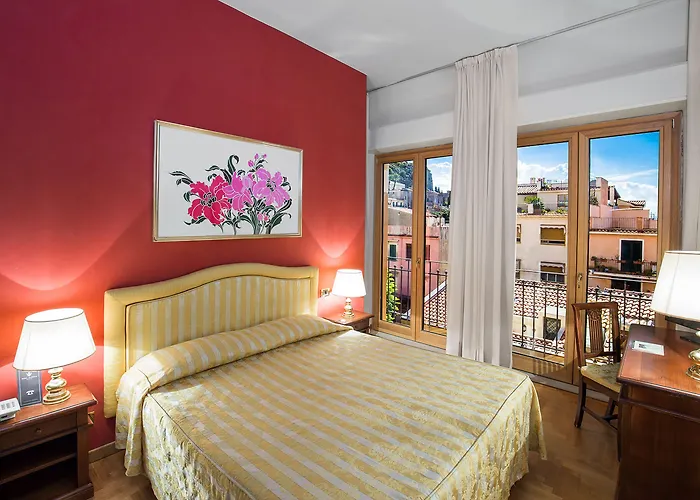 イザベッラ 3* タオルミーナ